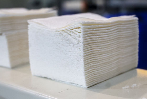 C Fold 18g/M2 Facial Tissue Making Machine With Slitting Cutting
